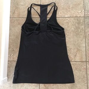 GapFit Small Strappy Tank